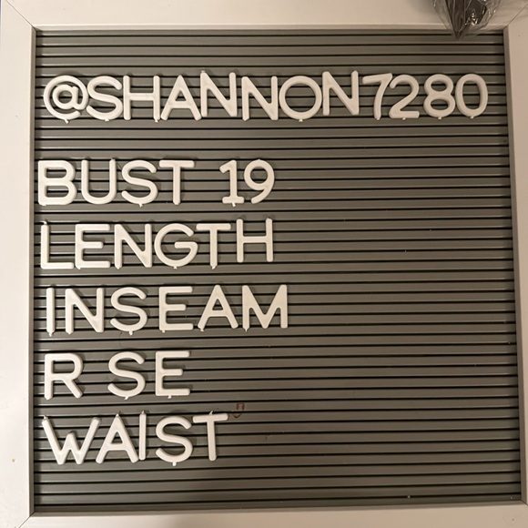 Lululemon In Stride Jacket in Coal - Picture 10 of 10